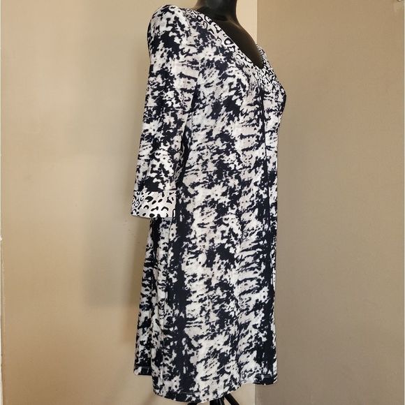 BCBG MAXAZRIA dress size M Medium - Picture 2 of 5